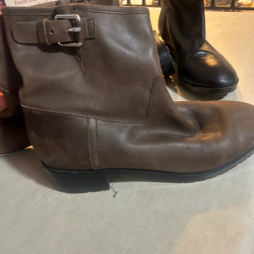 Ankle boots from GAP never worn size 8 both black and brown available.
